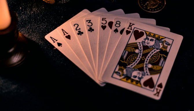 Fortune Ox live dealer table with multiple players at ugdewa link